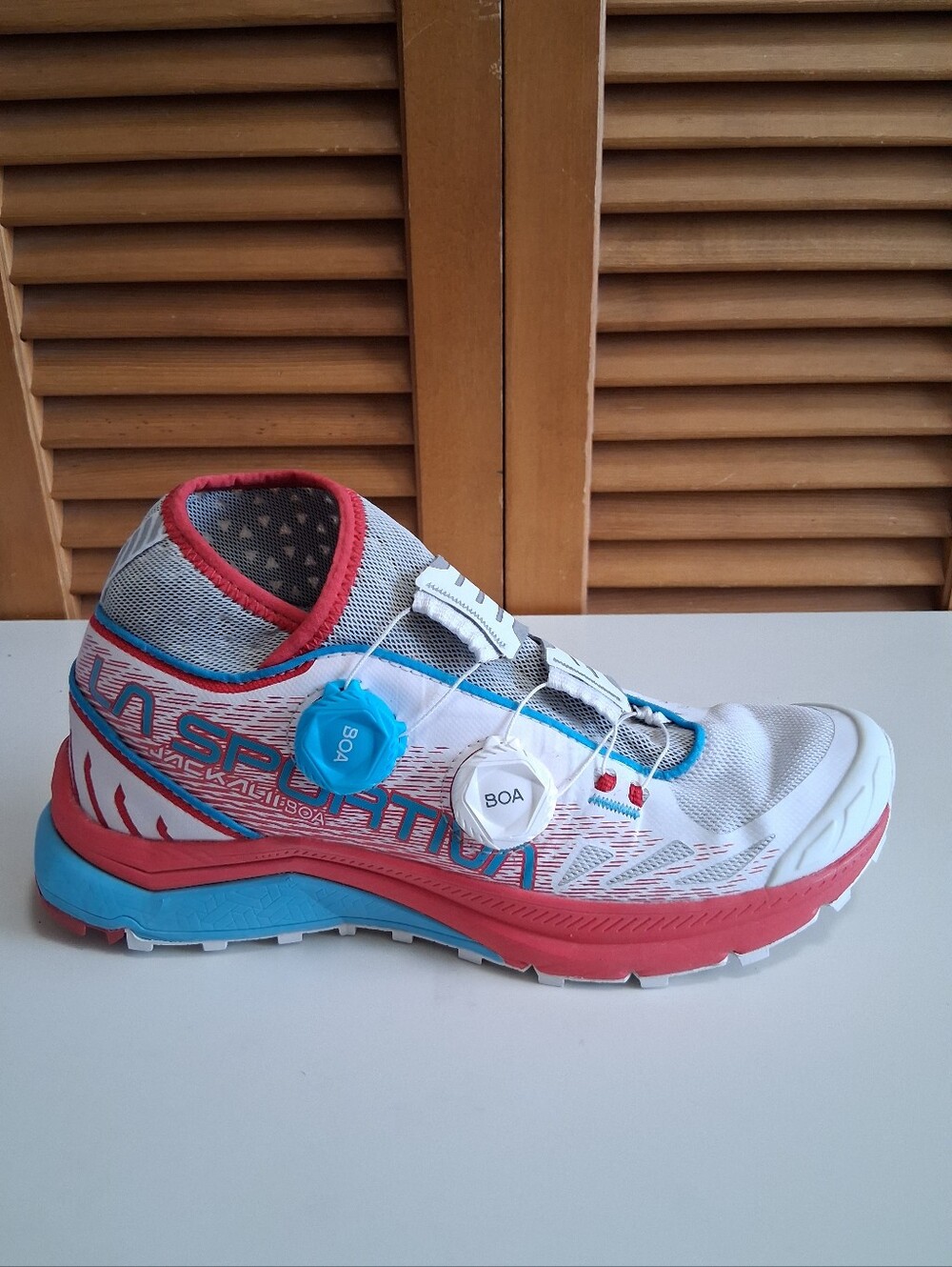 La Sportiva Jackal II BOA Trail Running Shoes White / Hibiscus Women’s Size 8.5